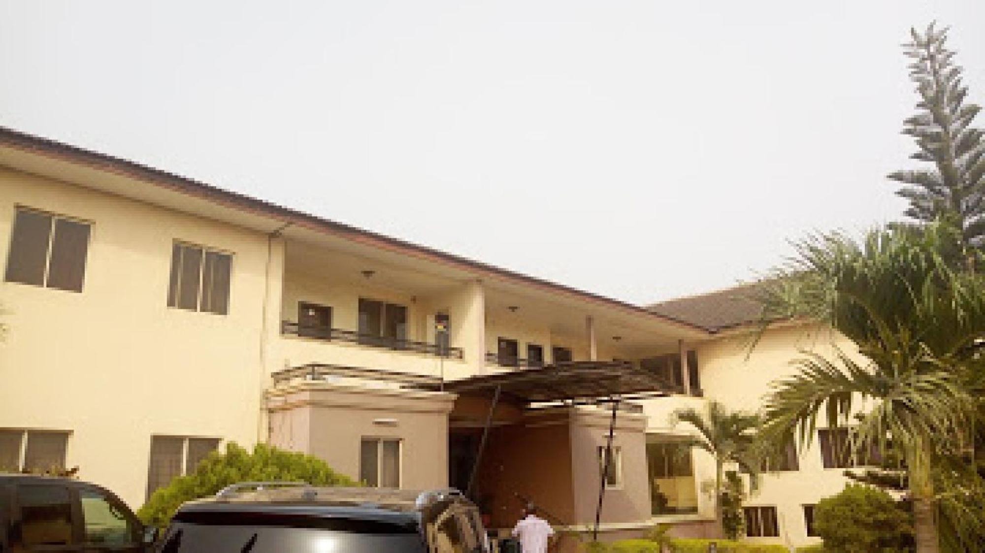 Room In Lodge - Grand Serene Hotel-Ibadan Exteriér fotografie